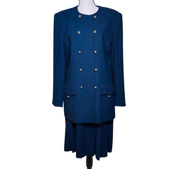 Kasper Jackets & Blazers - Kasper ASL double breasted suit